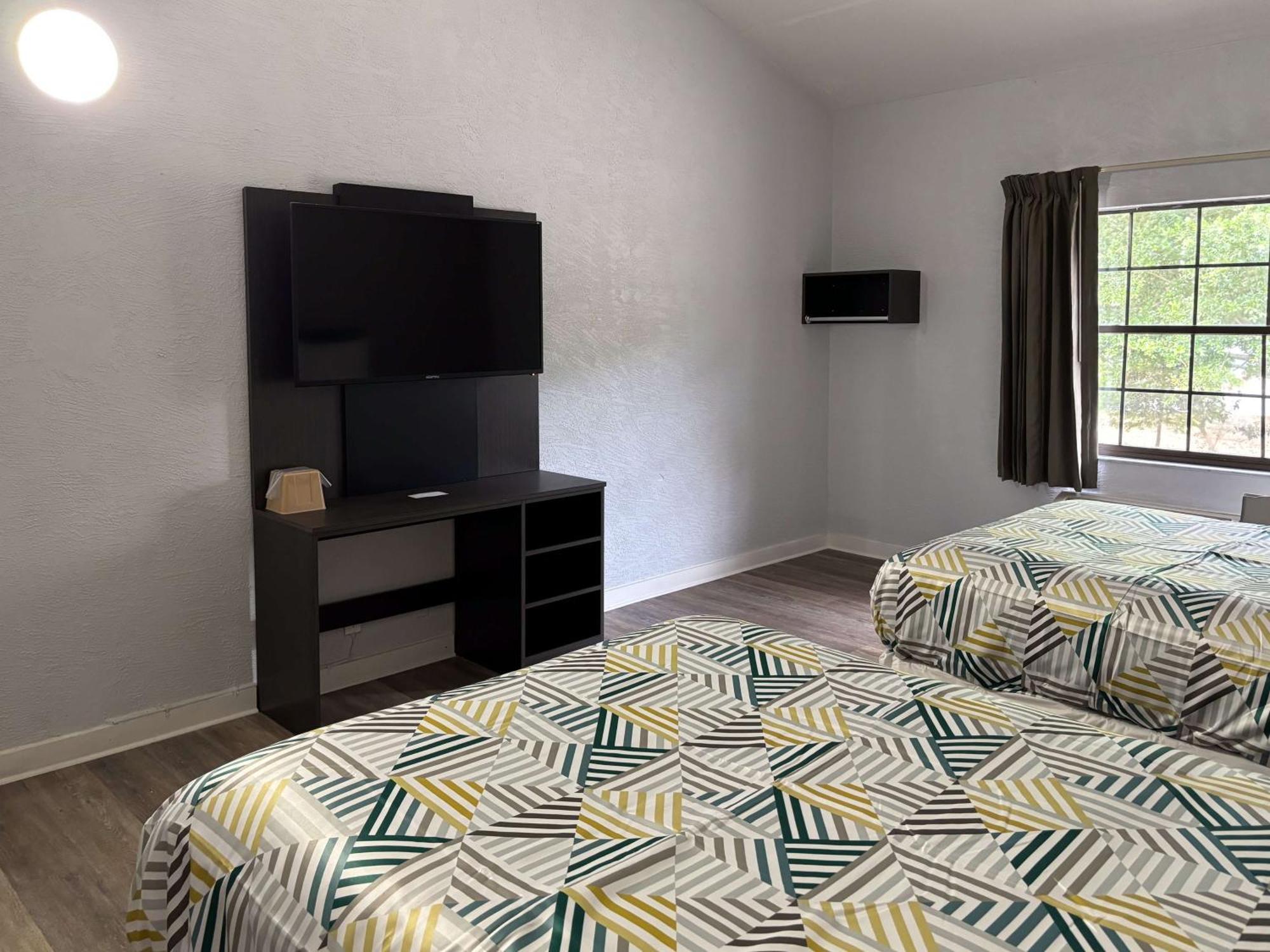 Motel 6 Tallahassee, Fl North Monroe Ngoại thất bức ảnh