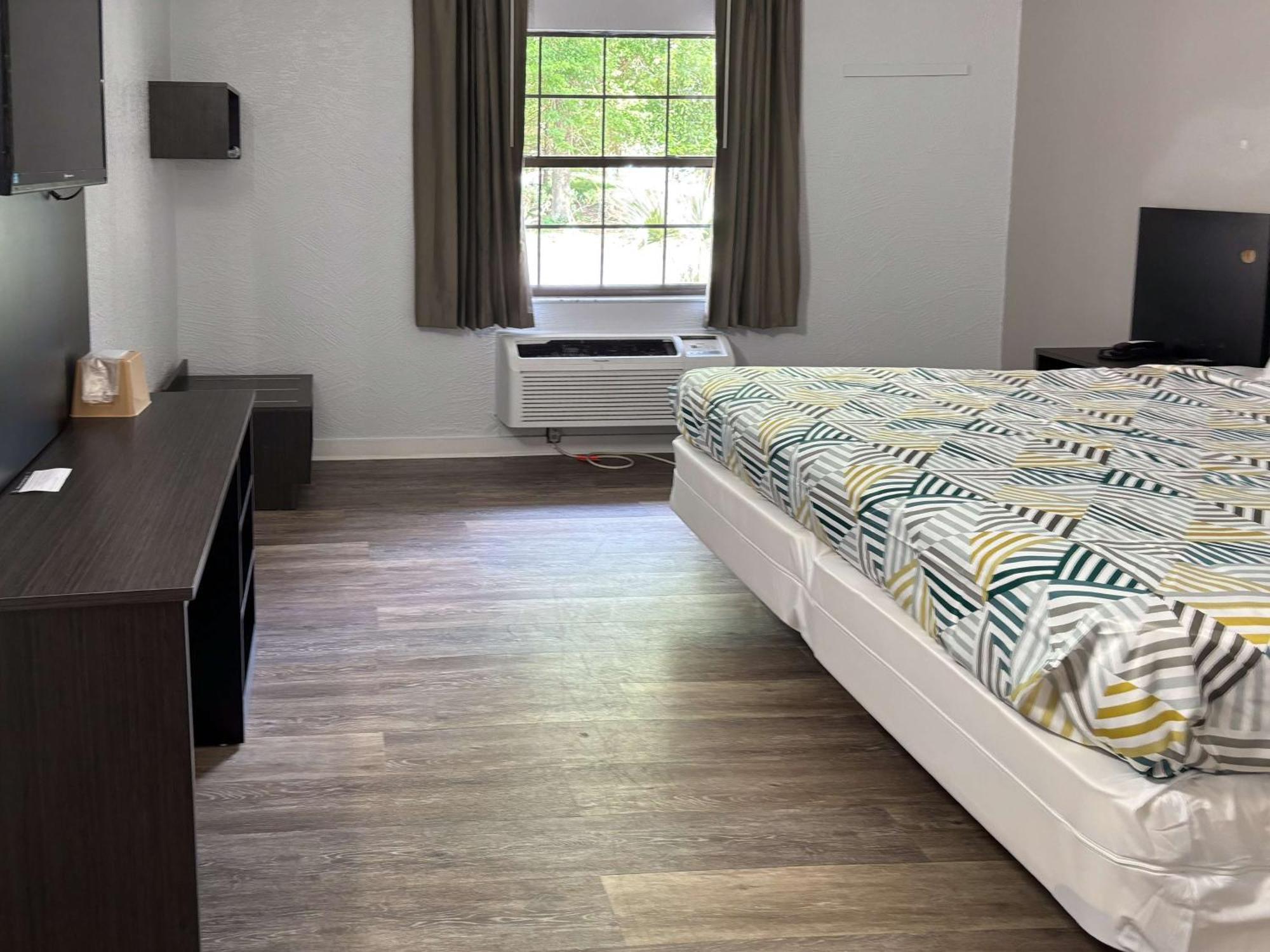 Motel 6 Tallahassee, Fl North Monroe Ngoại thất bức ảnh