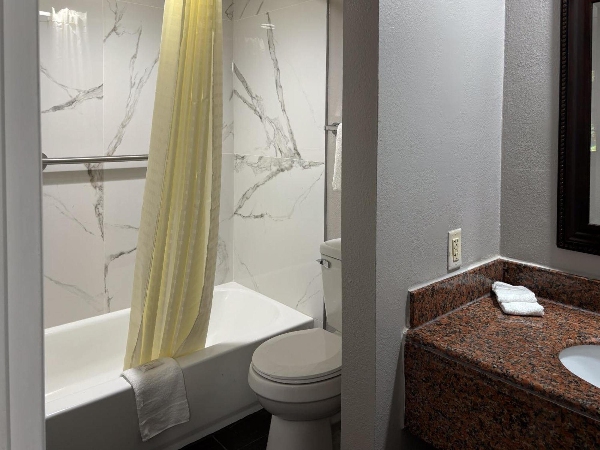 Motel 6 Tallahassee, Fl North Monroe Ngoại thất bức ảnh