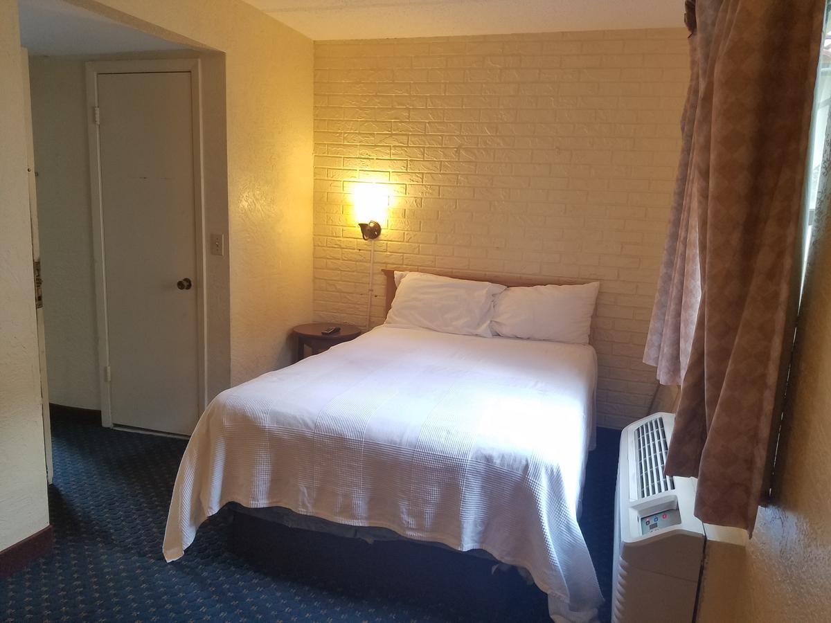 Motel 6 Tallahassee, Fl North Monroe Ngoại thất bức ảnh
